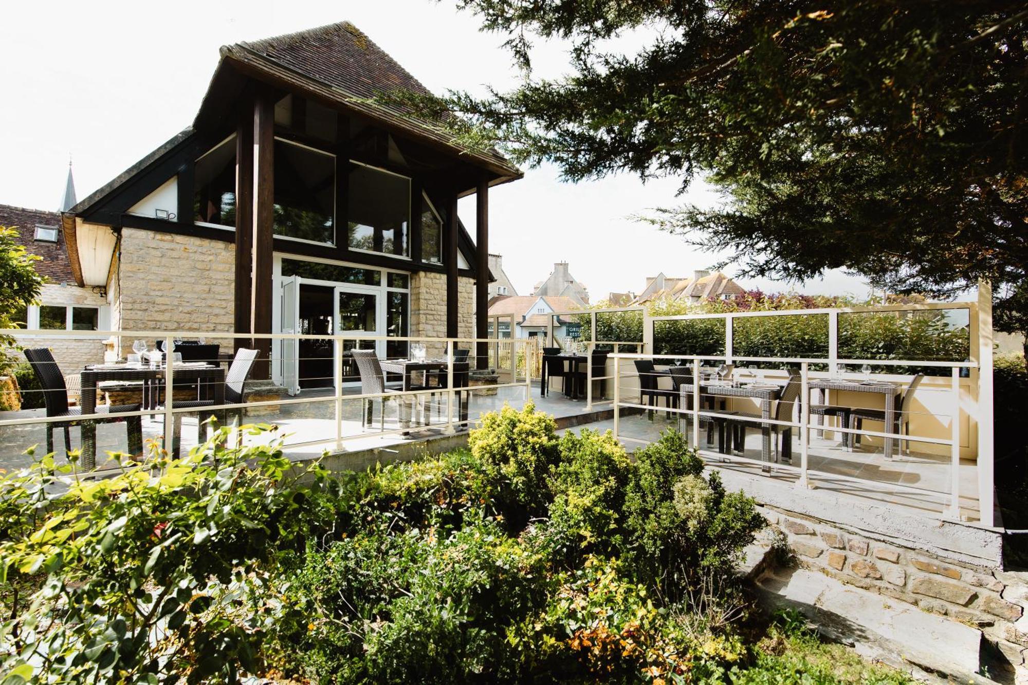 Logis Hotel Le Relais De La Poste Restaurant Le Fil Du Temps Thury-Harcourt-le-Hom Εξωτερικό φωτογραφία