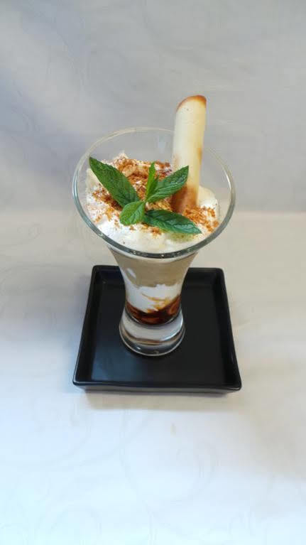 Logis Hotel Le Relais De La Poste Restaurant Le Fil Du Temps Thury-Harcourt-le-Hom Εξωτερικό φωτογραφία